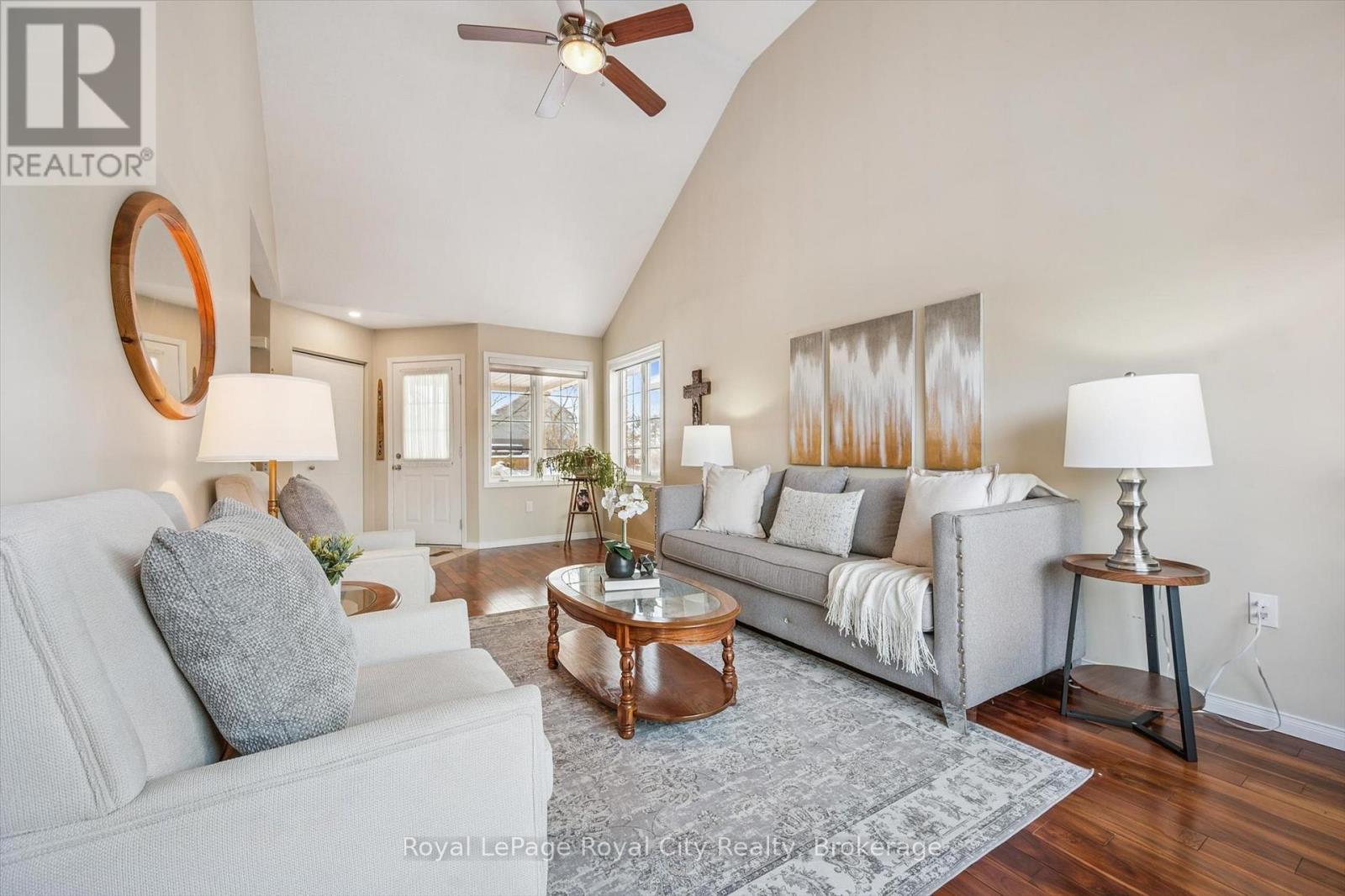 












347 STARWOOD DRIVE

,
Guelph (Grange Road),




Ontario
N1E7A1

