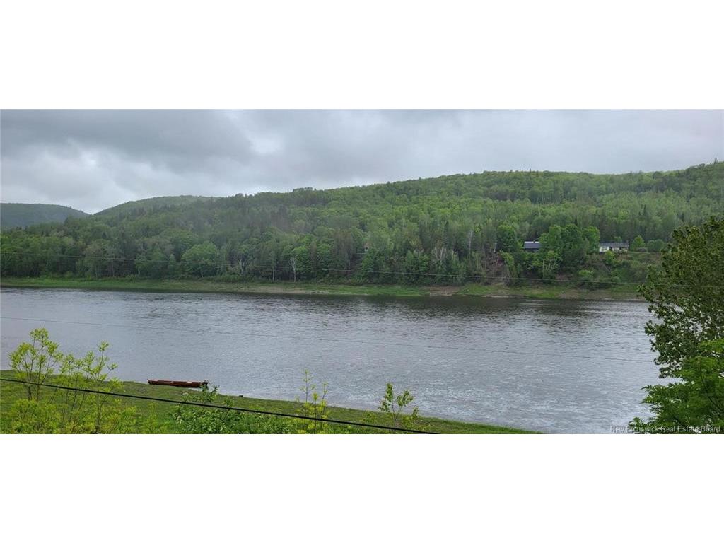 









Vacant lot &


Restigouche River

RD,
Mann Mountain Settlement,







NB
E3N 4X1

