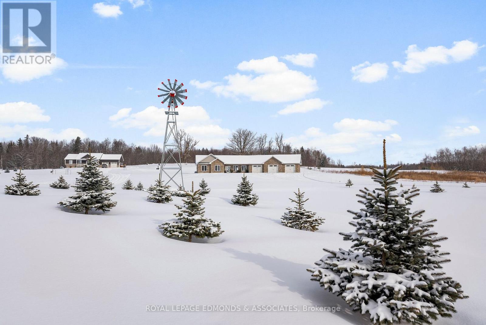 












346 FORESTERS FALLS ROAD

,
Whitewater Region,




Ontario
K0J1K0

