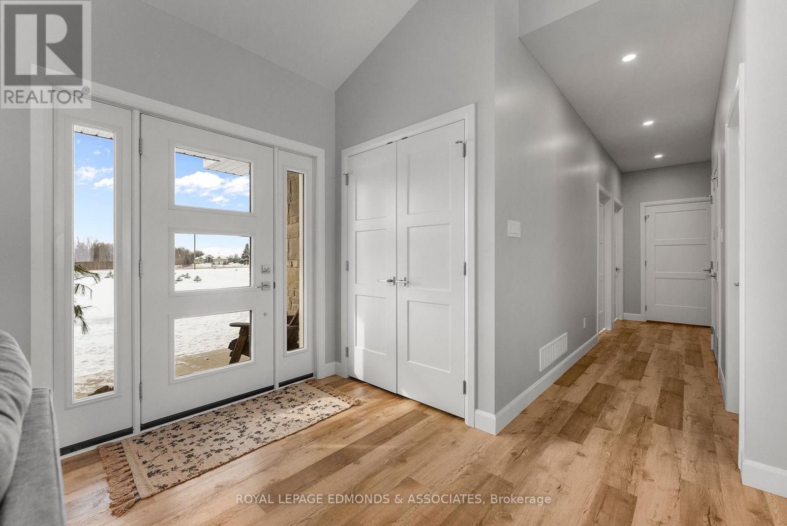 












346 FORESTERS FALLS ROAD

,
Whitewater Region,




Ontario
K0J1K0

