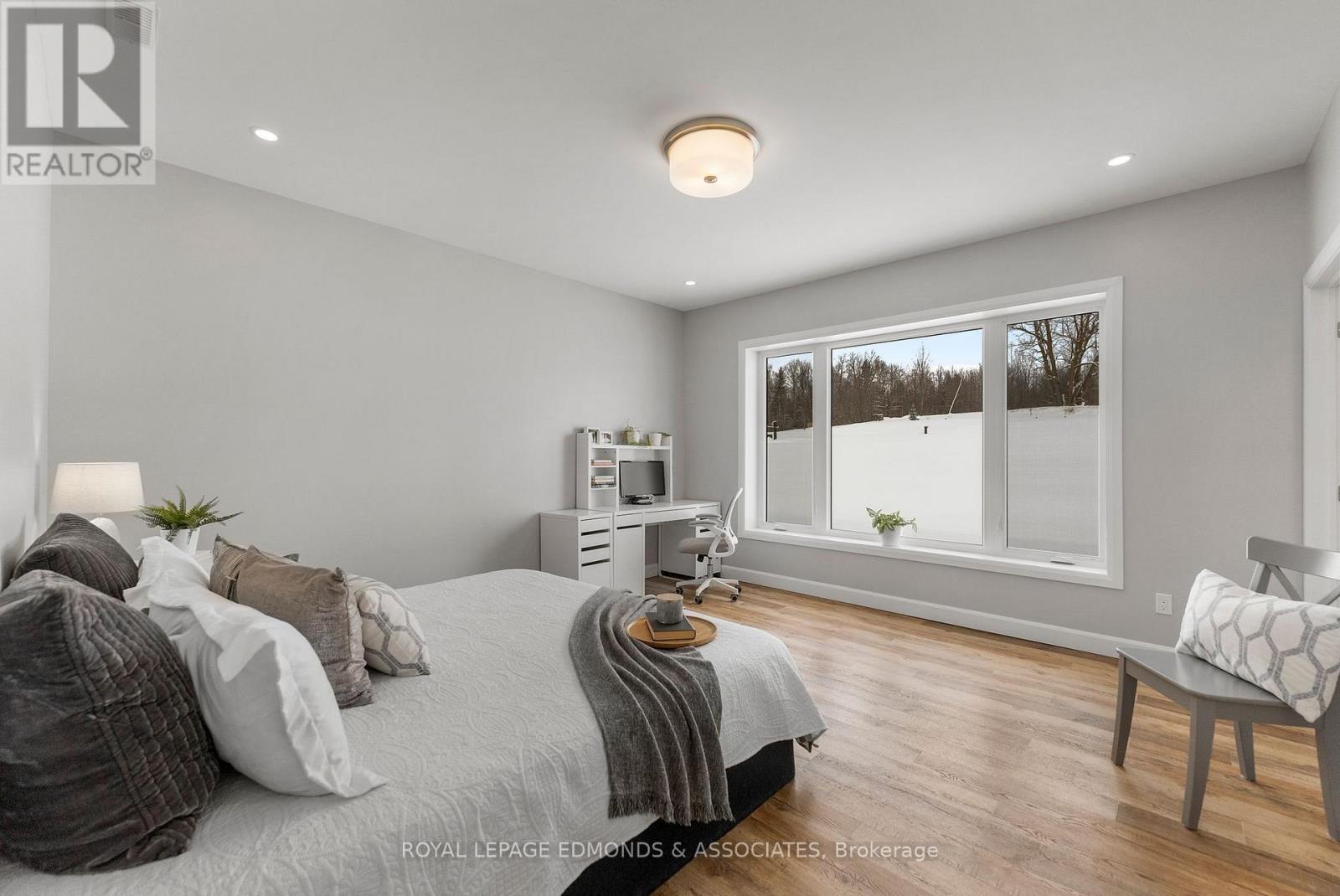 












346 FORESTERS FALLS ROAD

,
Whitewater Region,




Ontario
K0J1K0

