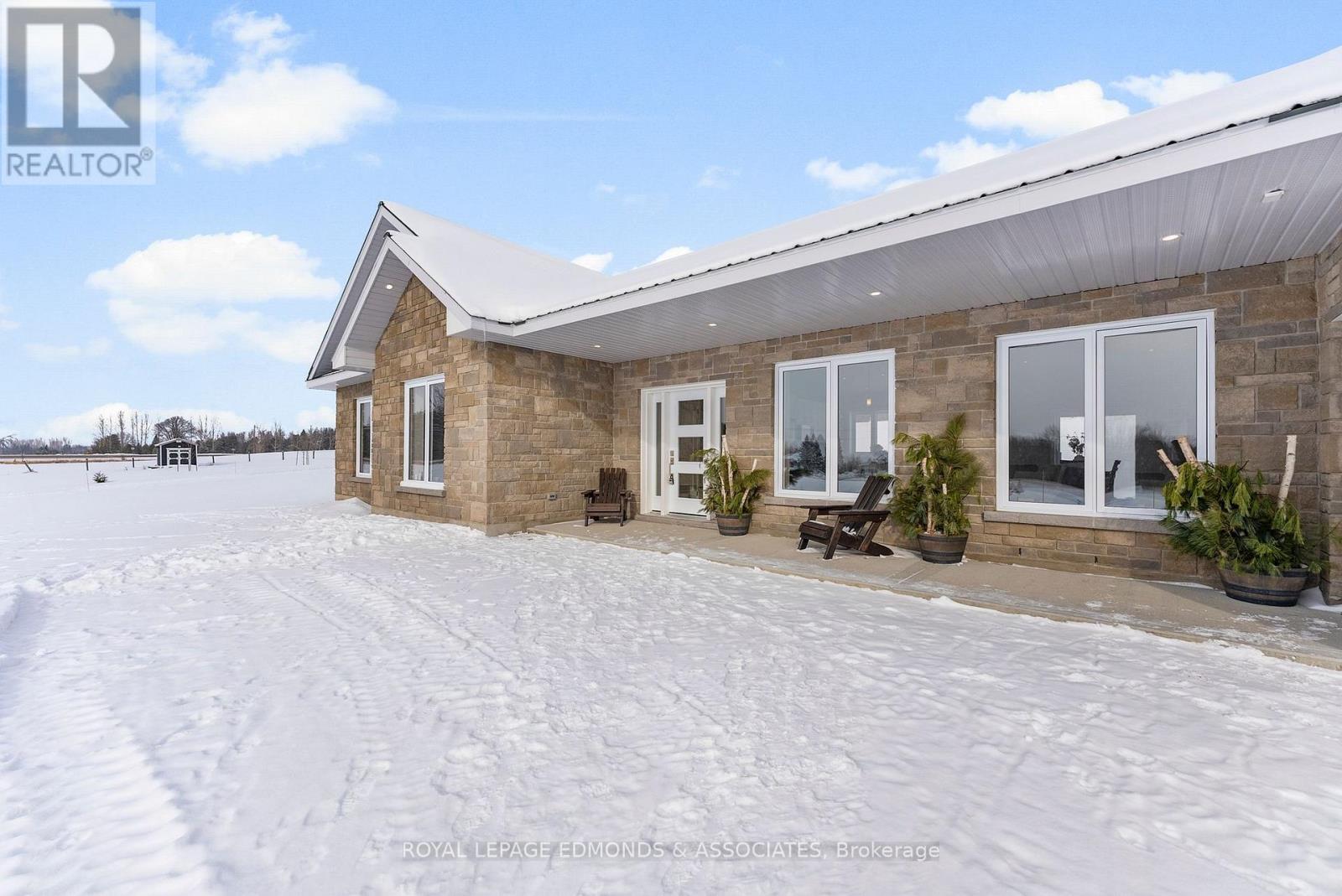 












346 FORESTERS FALLS ROAD

,
Whitewater Region,




Ontario
K0J1K0

