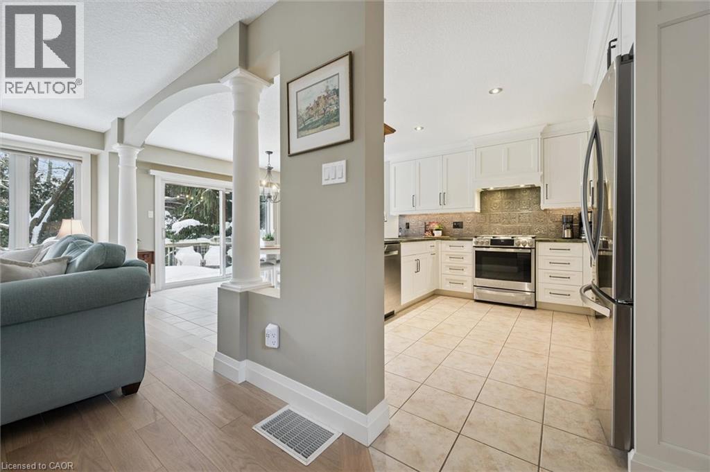 












92 MARSH Crescent

,
Guelph,




Ontario
N1L1L4

