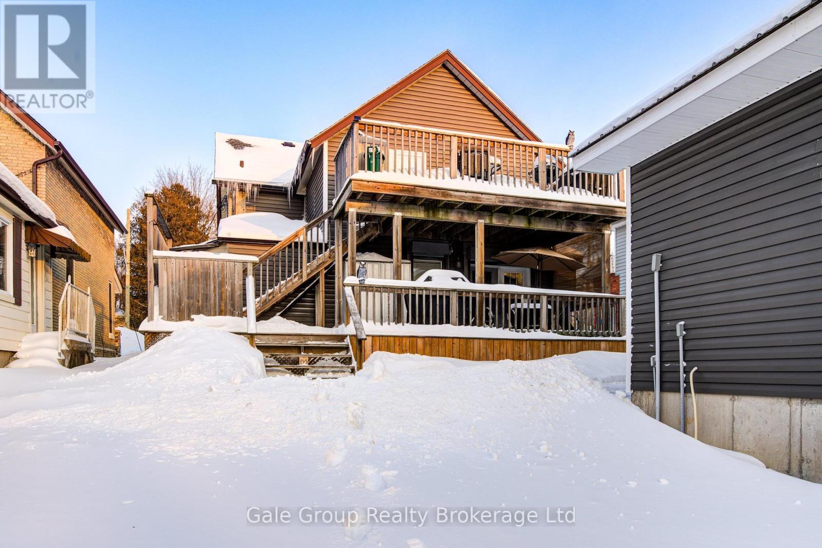 












83 OXFORD STREET

,
Woodstock (Woodstock - North),




Ontario
N4S6A4

