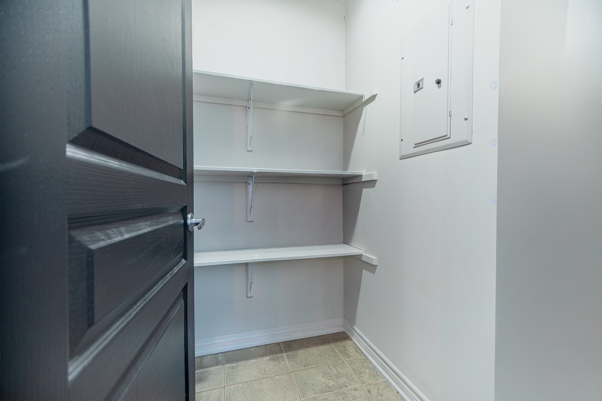 









688


Rue des Sureaux

, 6,
Boucherville,




QC
J4B0C7

