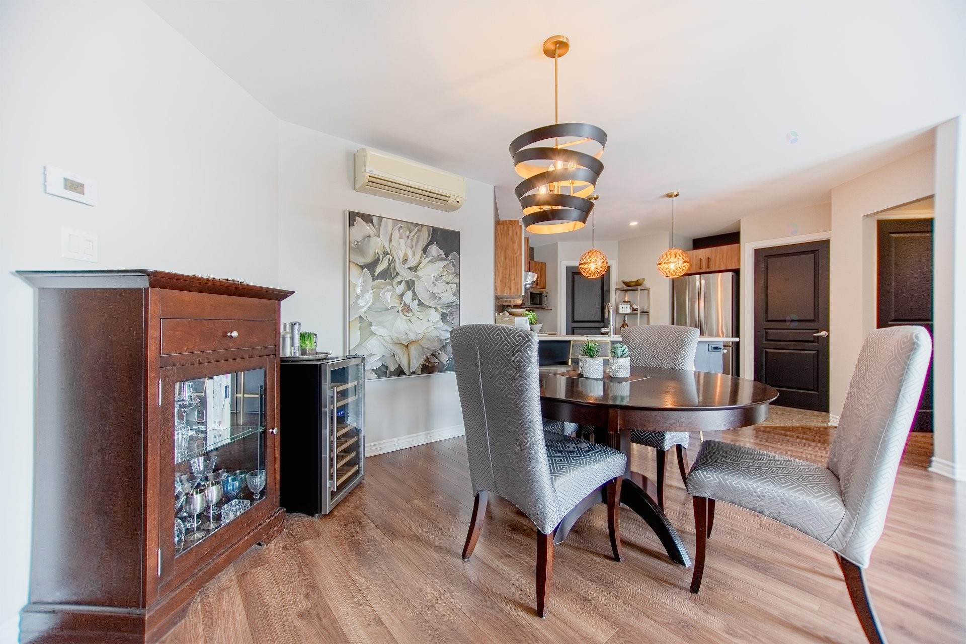 









688


Rue des Sureaux

, 6,
Boucherville,




QC
J4B0C7

