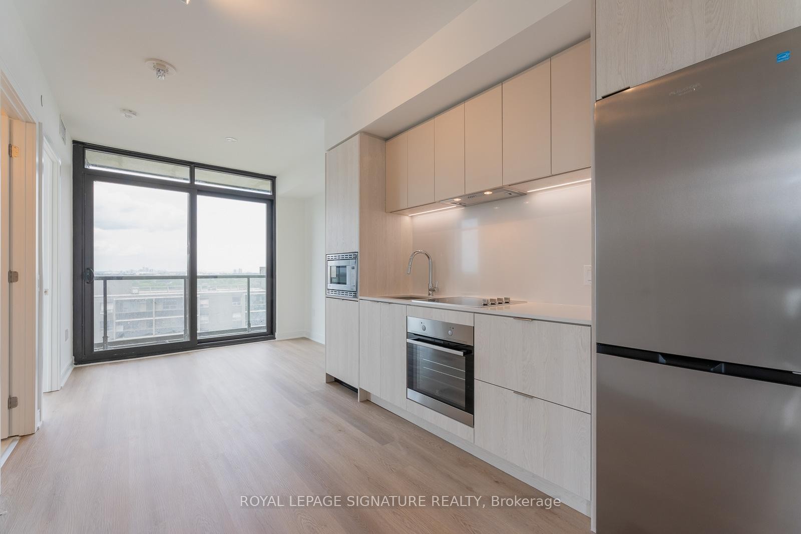 









86


Dundas

Street East, 1204,
Mississauga,




ON
L5A 1W4

