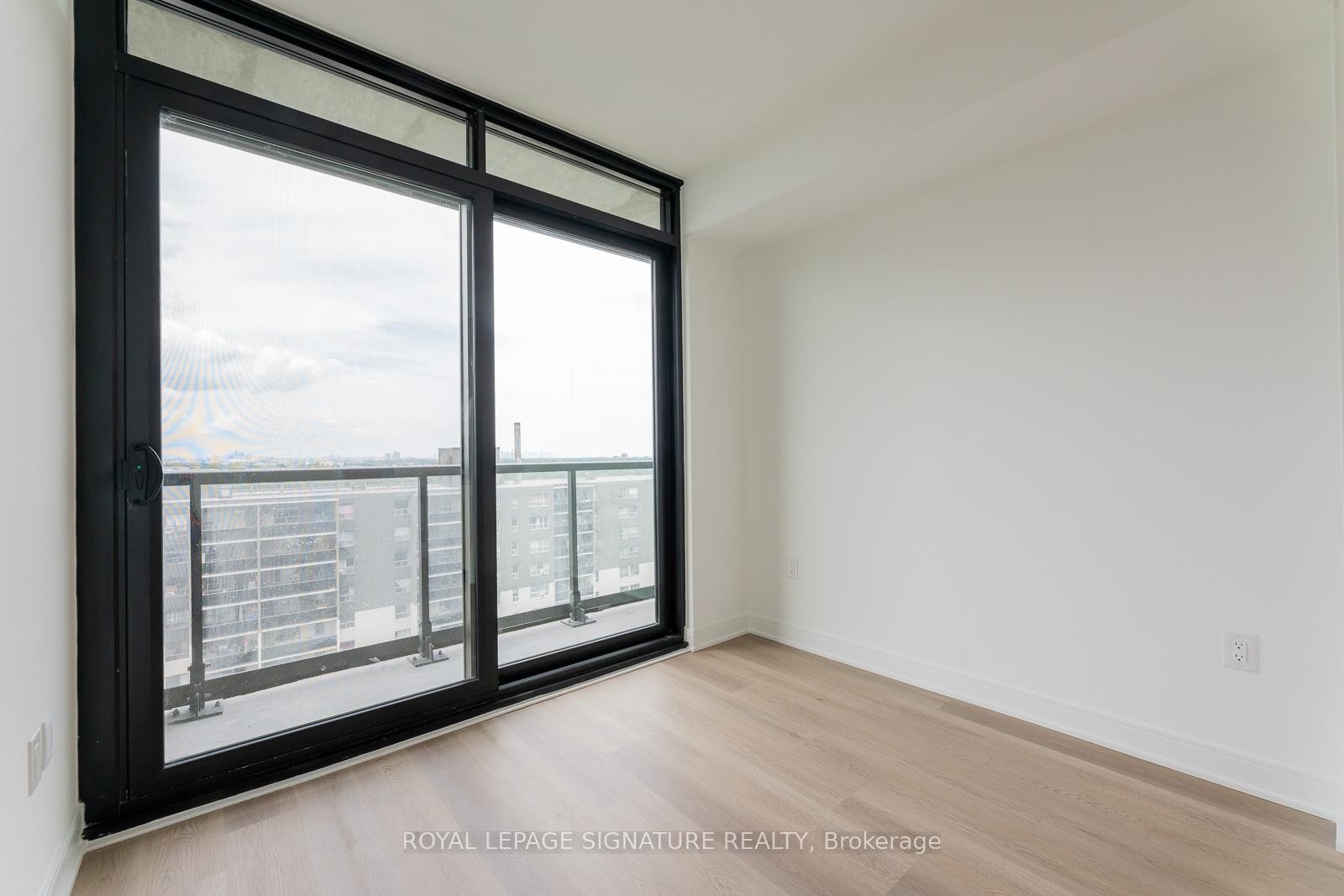 









86


Dundas

Street East, 1204,
Mississauga,




ON
L5A 1W4

