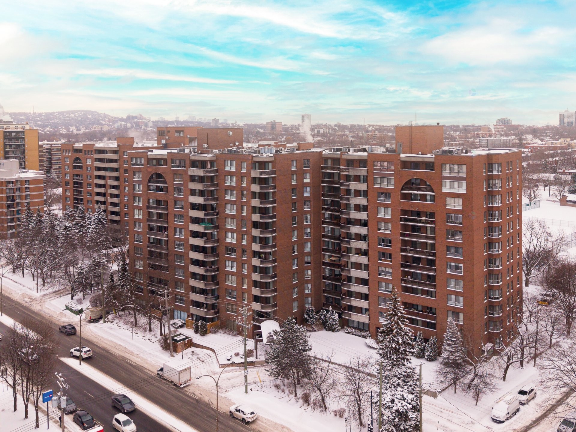 









6980


Ch. de la Côte-St-Luc

, 502,
Montréal (Côte-des-Neiges/Notre-Dame-de-Grâce),




QC
H4V3A4

