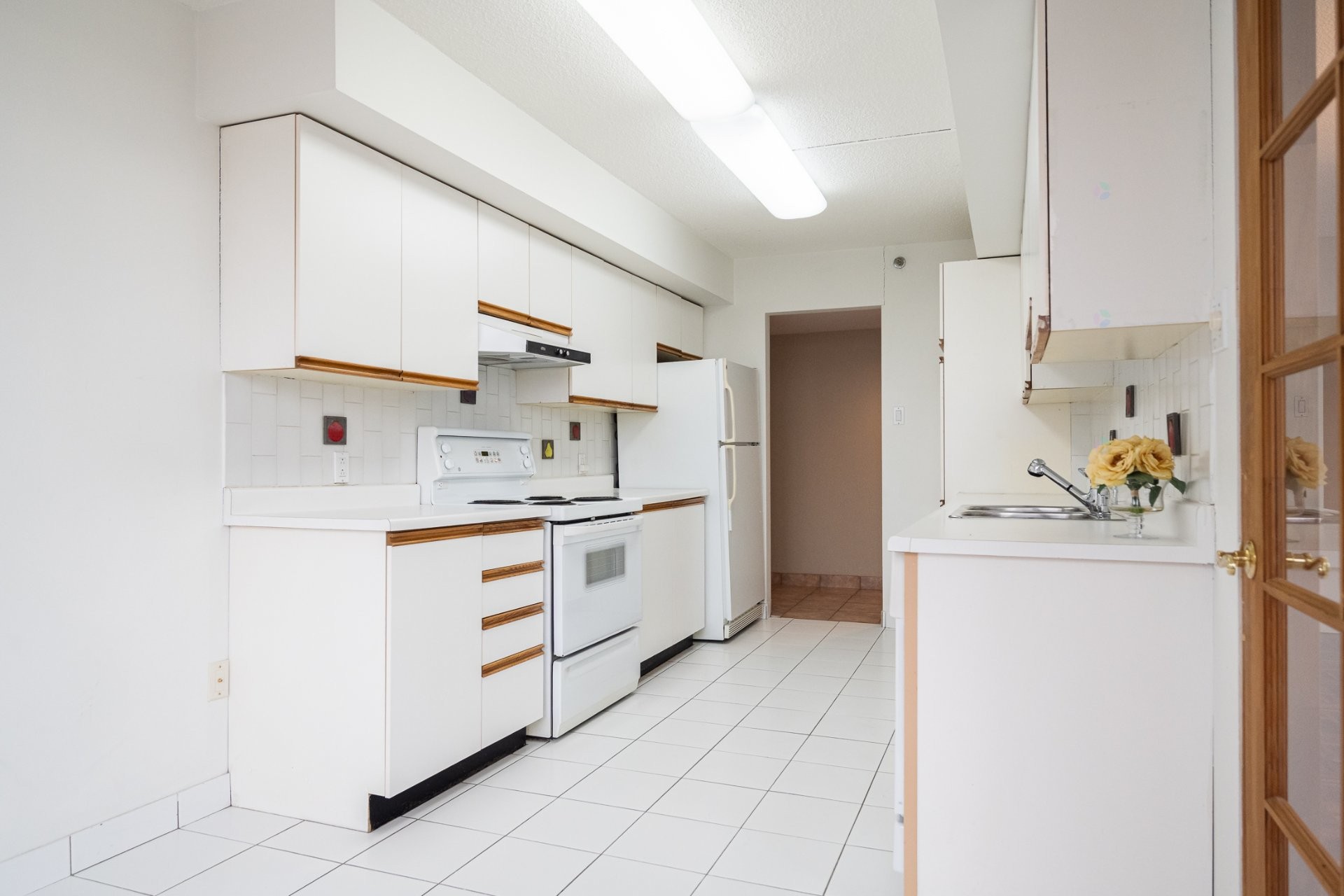 









6980


Ch. de la Côte-St-Luc

, 502,
Montréal (Côte-des-Neiges/Notre-Dame-de-Grâce),




QC
H4V3A4

