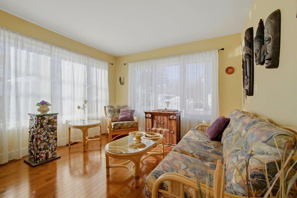









1447


Boul. Maisonneuve

,
Saint-Jérôme,




QC
J5L1Y6


