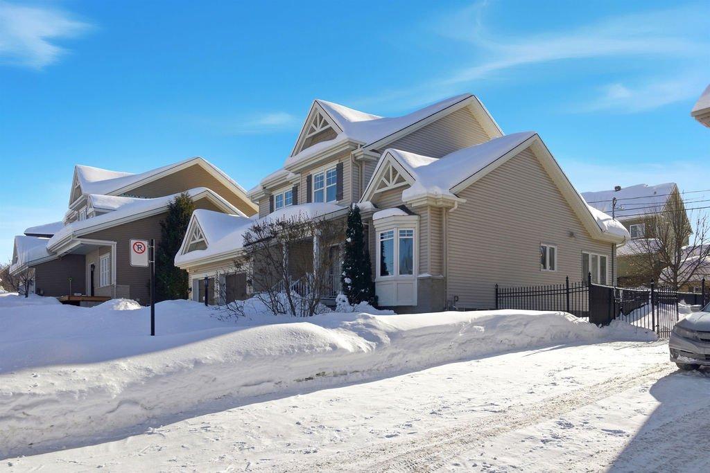 









1447


Boul. Maisonneuve

,
Saint-Jérôme,




QC
J5L1Y6

