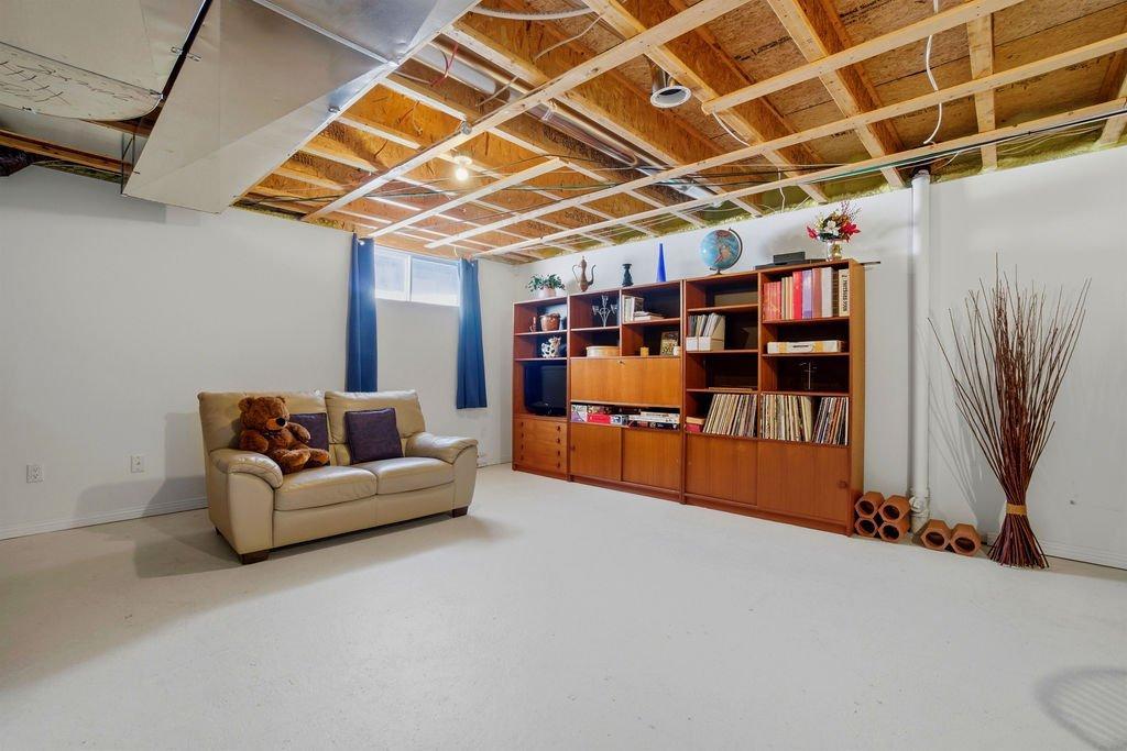 









1447


Boul. Maisonneuve

,
Saint-Jérôme,




QC
J5L1Y6

