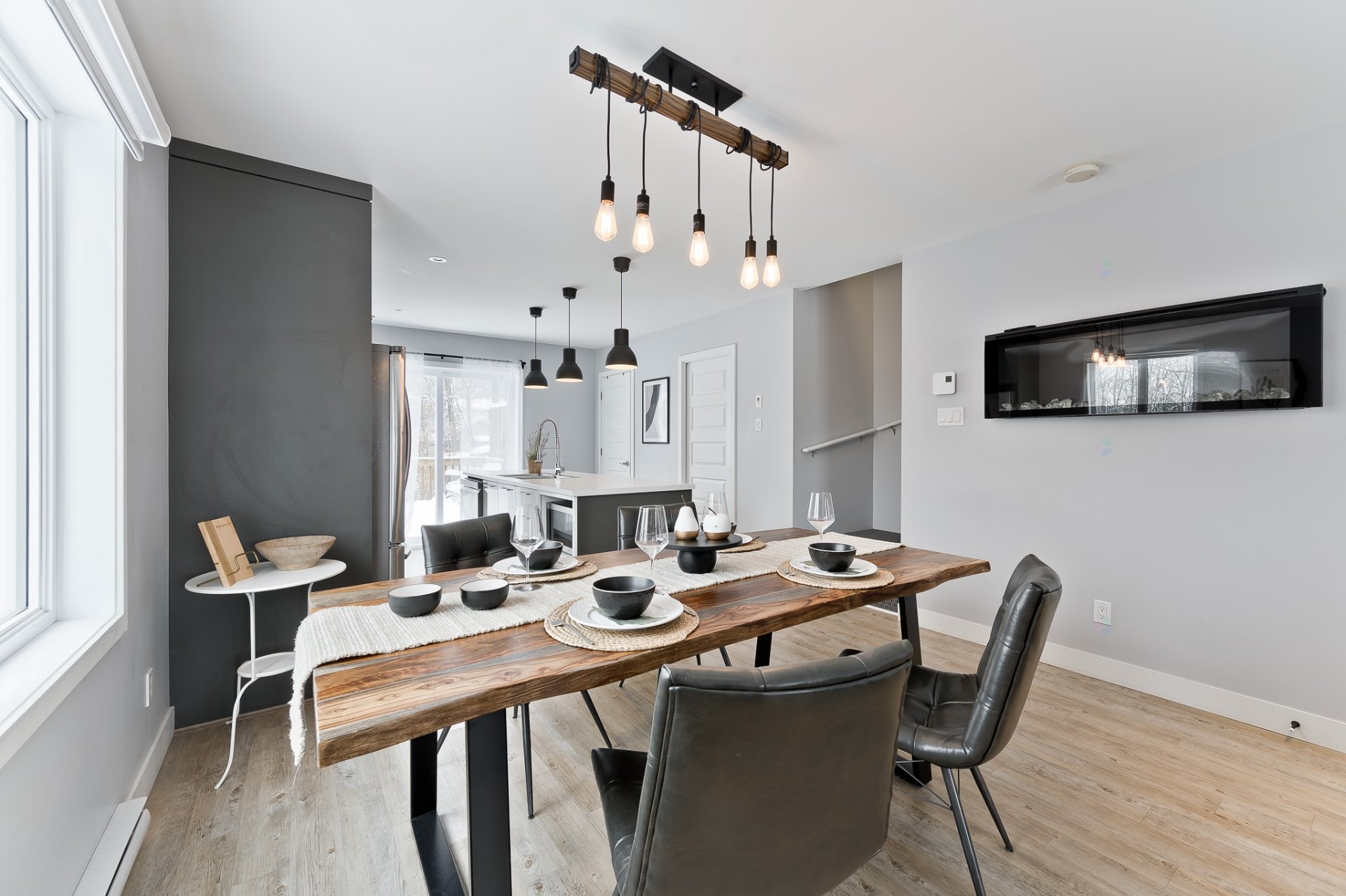 









70


Rue Raymond-Auger

,
Sherbrooke (Brompton/Rock Forest/Saint-Élie/Deauville),




QC
J1C0W7

