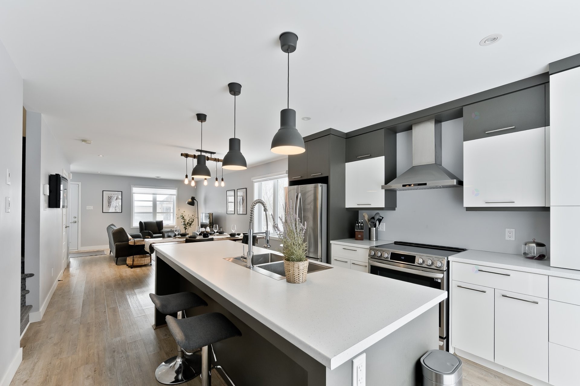 









70


Rue Raymond-Auger

,
Sherbrooke (Brompton/Rock Forest/Saint-Élie/Deauville),




QC
J1C0W7

