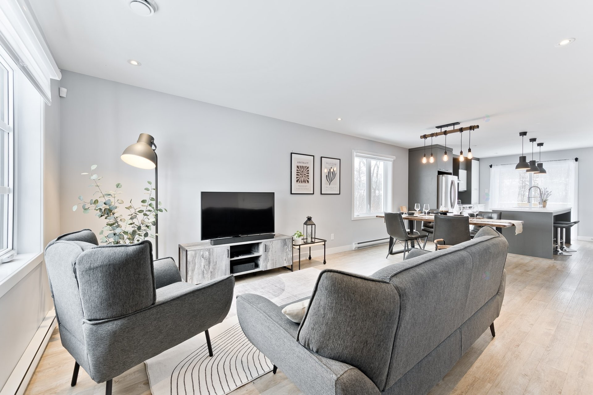 









70


Rue Raymond-Auger

,
Sherbrooke (Brompton/Rock Forest/Saint-Élie/Deauville),




QC
J1C0W7

