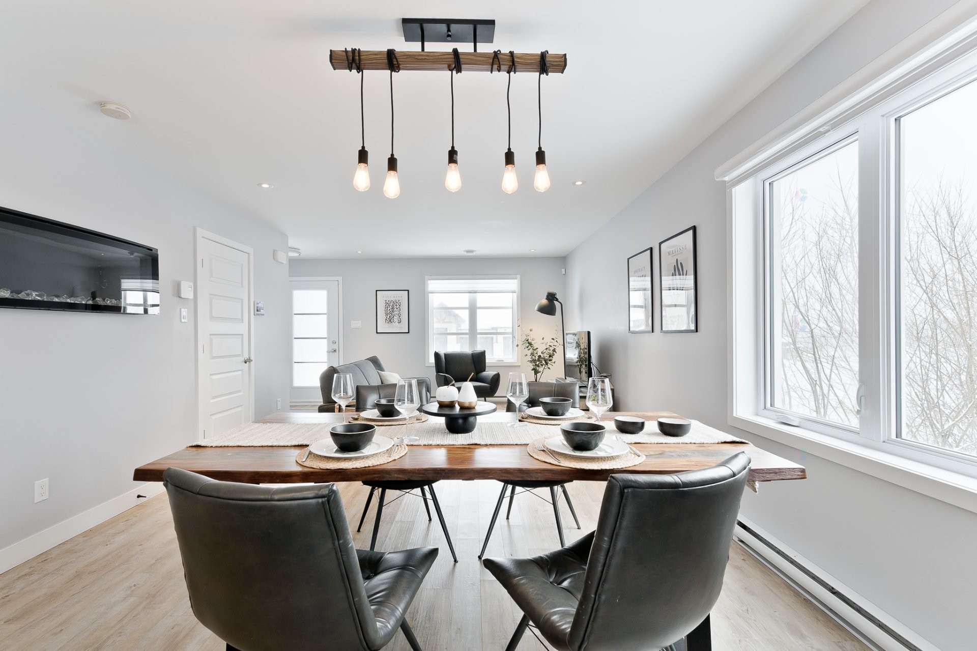 









70


Rue Raymond-Auger

,
Sherbrooke (Brompton/Rock Forest/Saint-Élie/Deauville),




QC
J1C0W7

