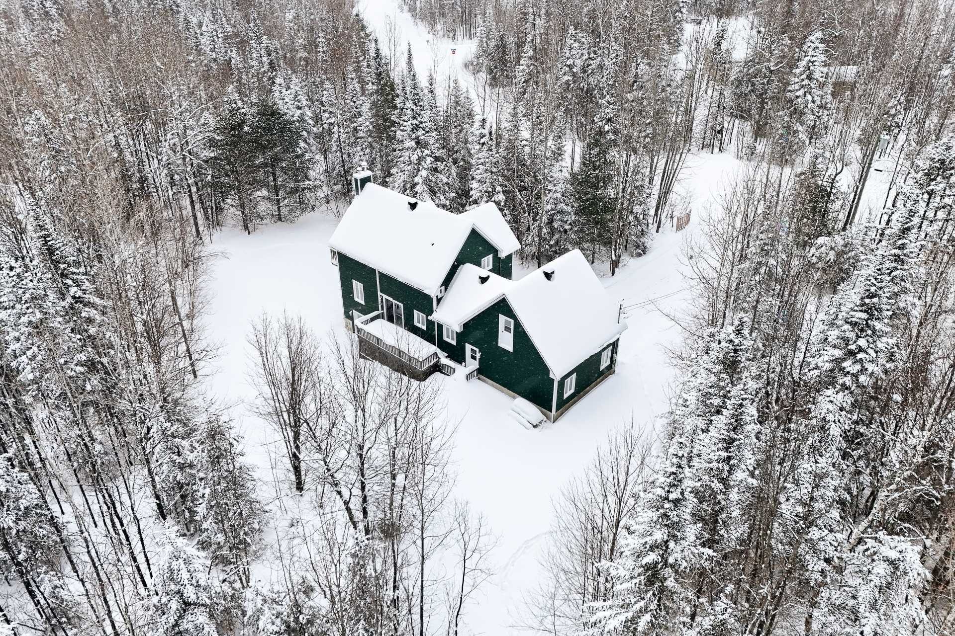 









3584


Rue des Châtaigniers

,
Sherbrooke (Brompton/Rock Forest/Saint-Élie/Deauville),




QC
J1R0B8

