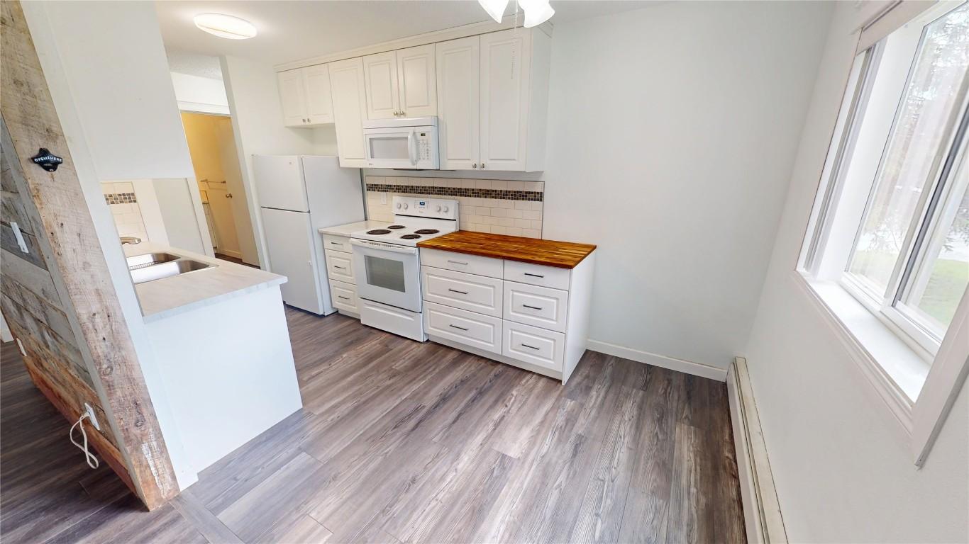 









2011


2nd

Street, 201,
Cranbrook,




BC
V1C 3L4

