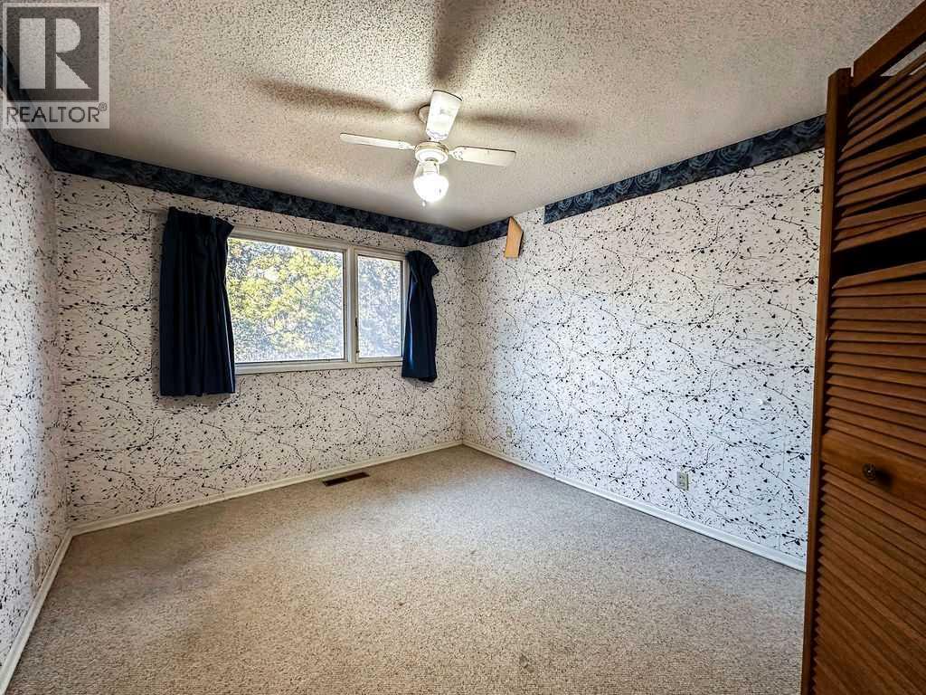 












104-130 Hannington Road

,
Hinton,




Alberta
T7V1B1

