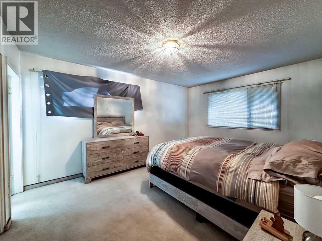 












104-130 Hannington Road

,
Hinton,




Alberta
T7V1B1

