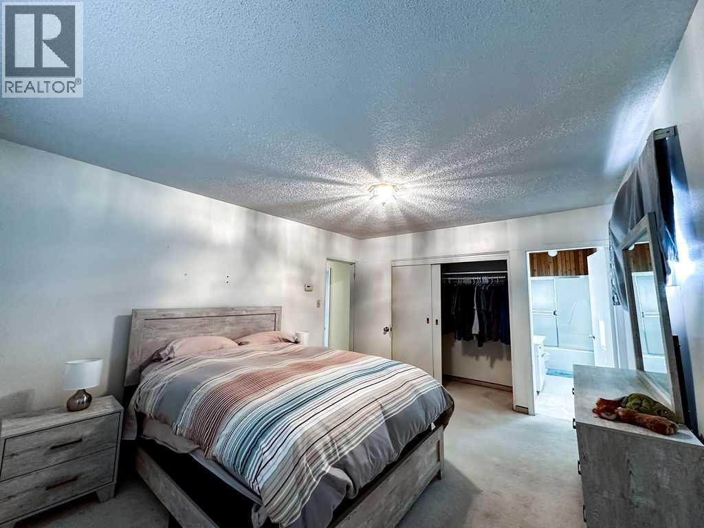 












104-130 Hannington Road

,
Hinton,




Alberta
T7V1B1

