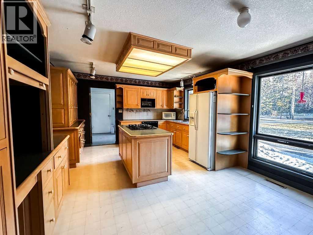 












104-130 Hannington Road

,
Hinton,




Alberta
T7V1B1

