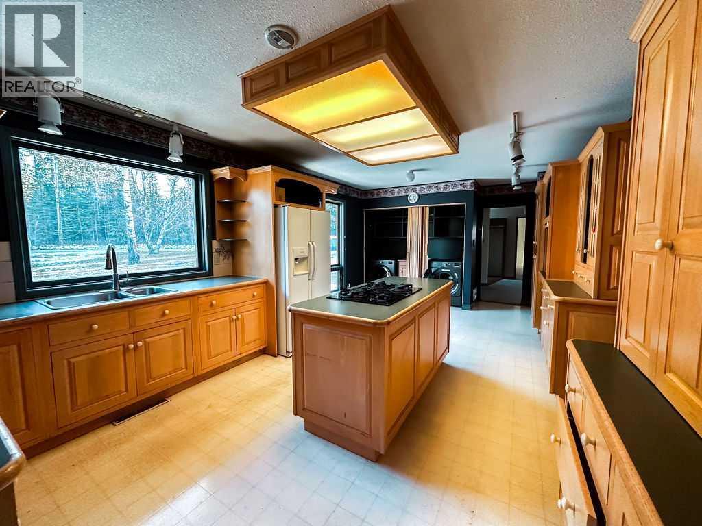 












104-130 Hannington Road

,
Hinton,




Alberta
T7V1B1

