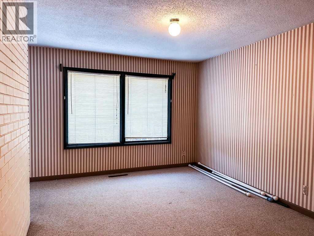 












104-130 Hannington Road

,
Hinton,




Alberta
T7V1B1

