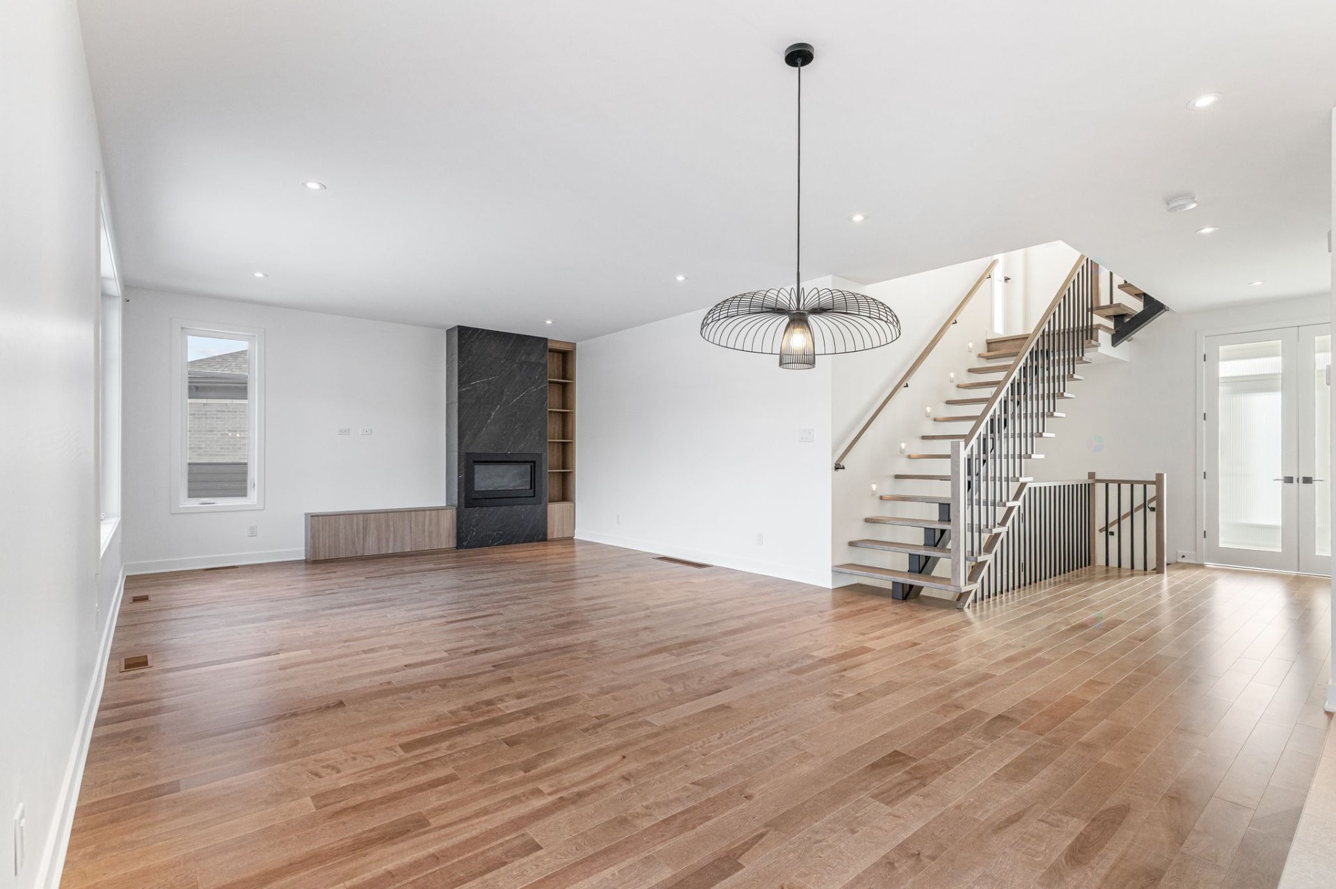 









751


Rue Louis-Quilico

,
Boucherville,




QC
J4B0L8

