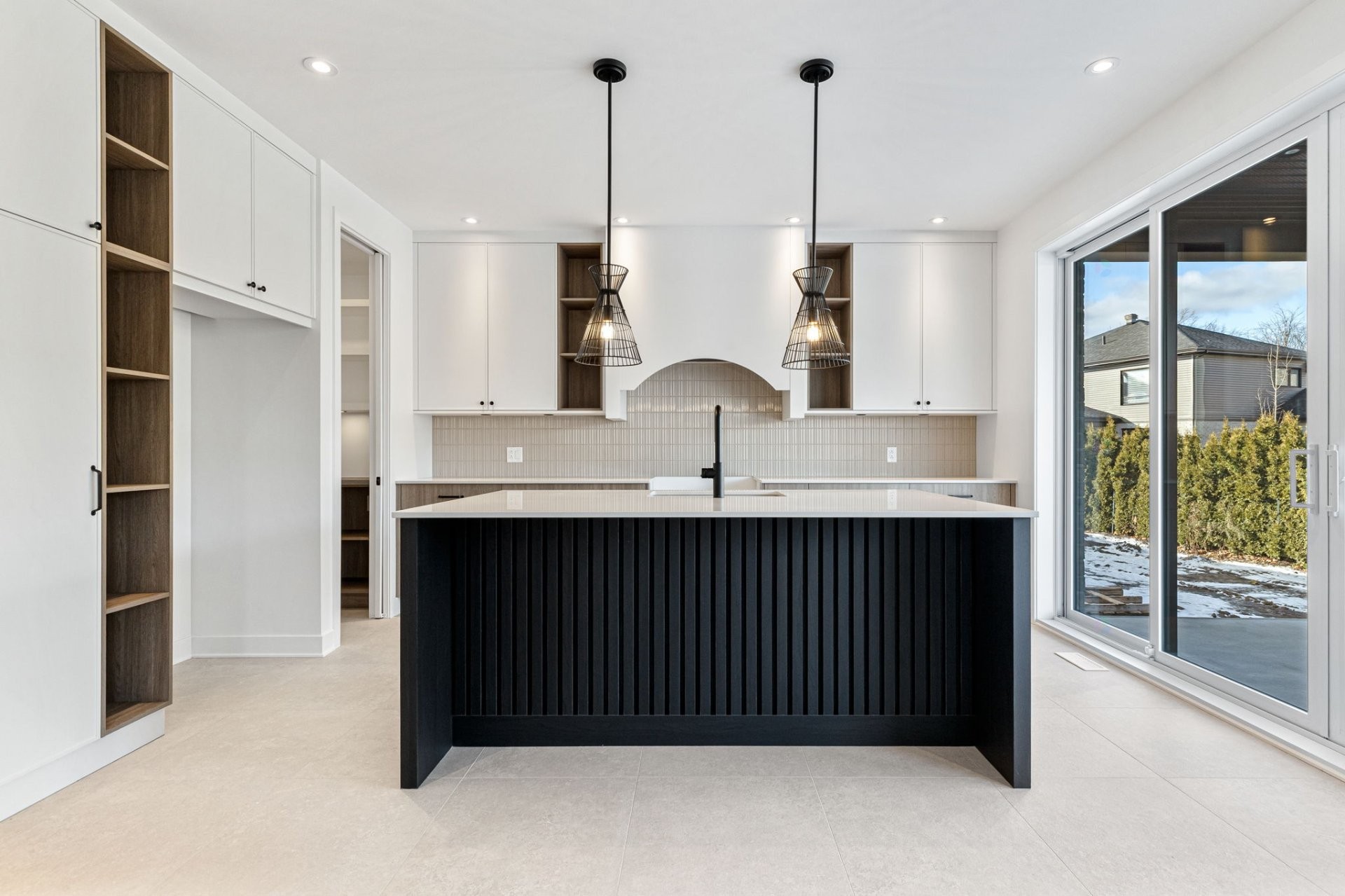 









751


Rue Louis-Quilico

,
Boucherville,




QC
J4B0L8

