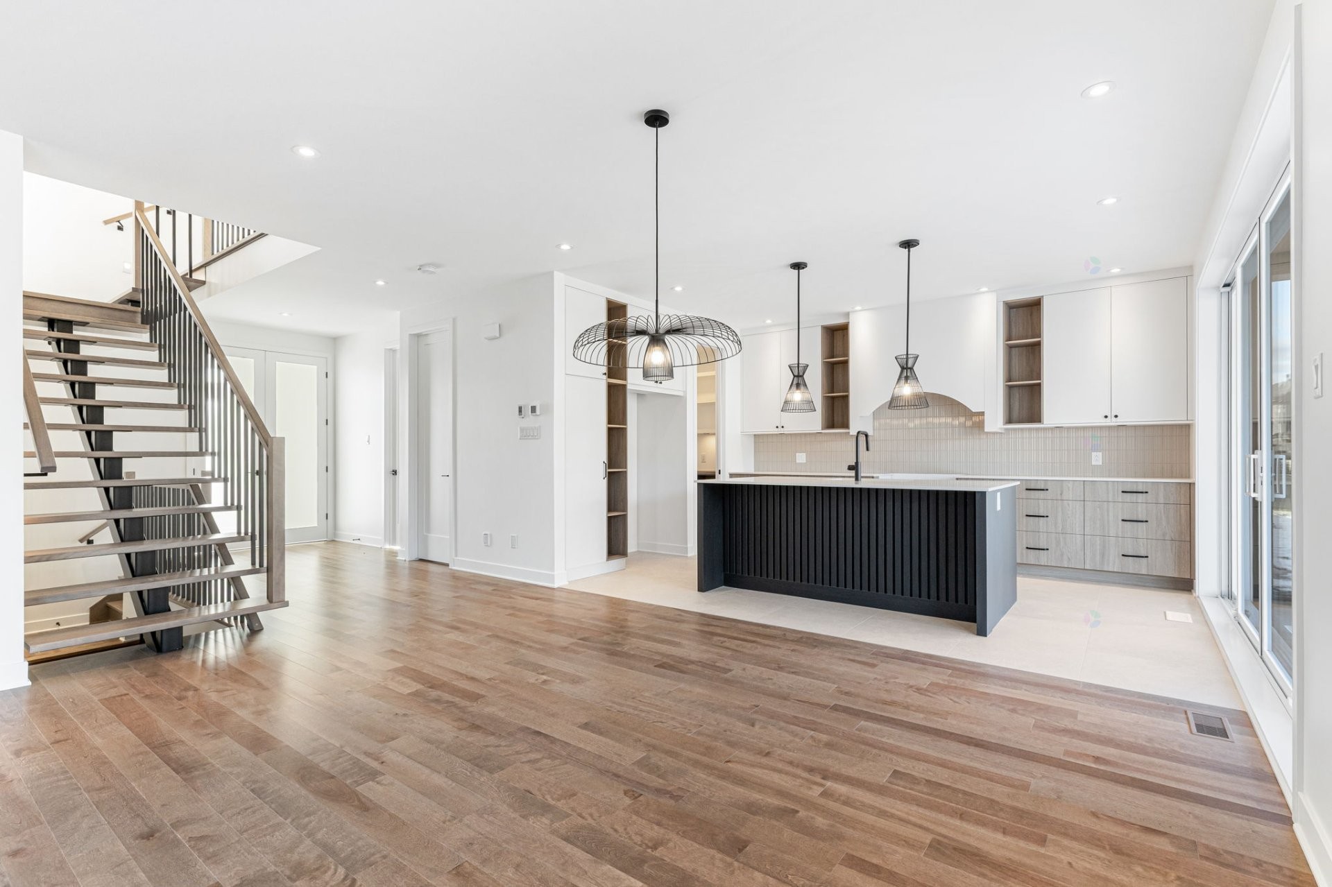 









751


Rue Louis-Quilico

,
Boucherville,




QC
J4B0L8

