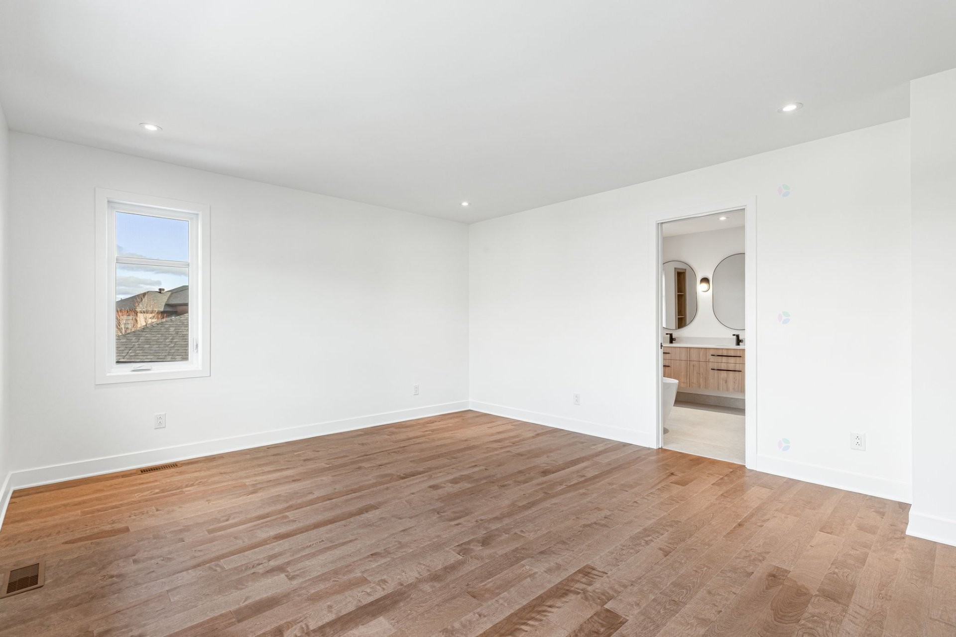 









751


Rue Louis-Quilico

,
Boucherville,




QC
J4B0L8

