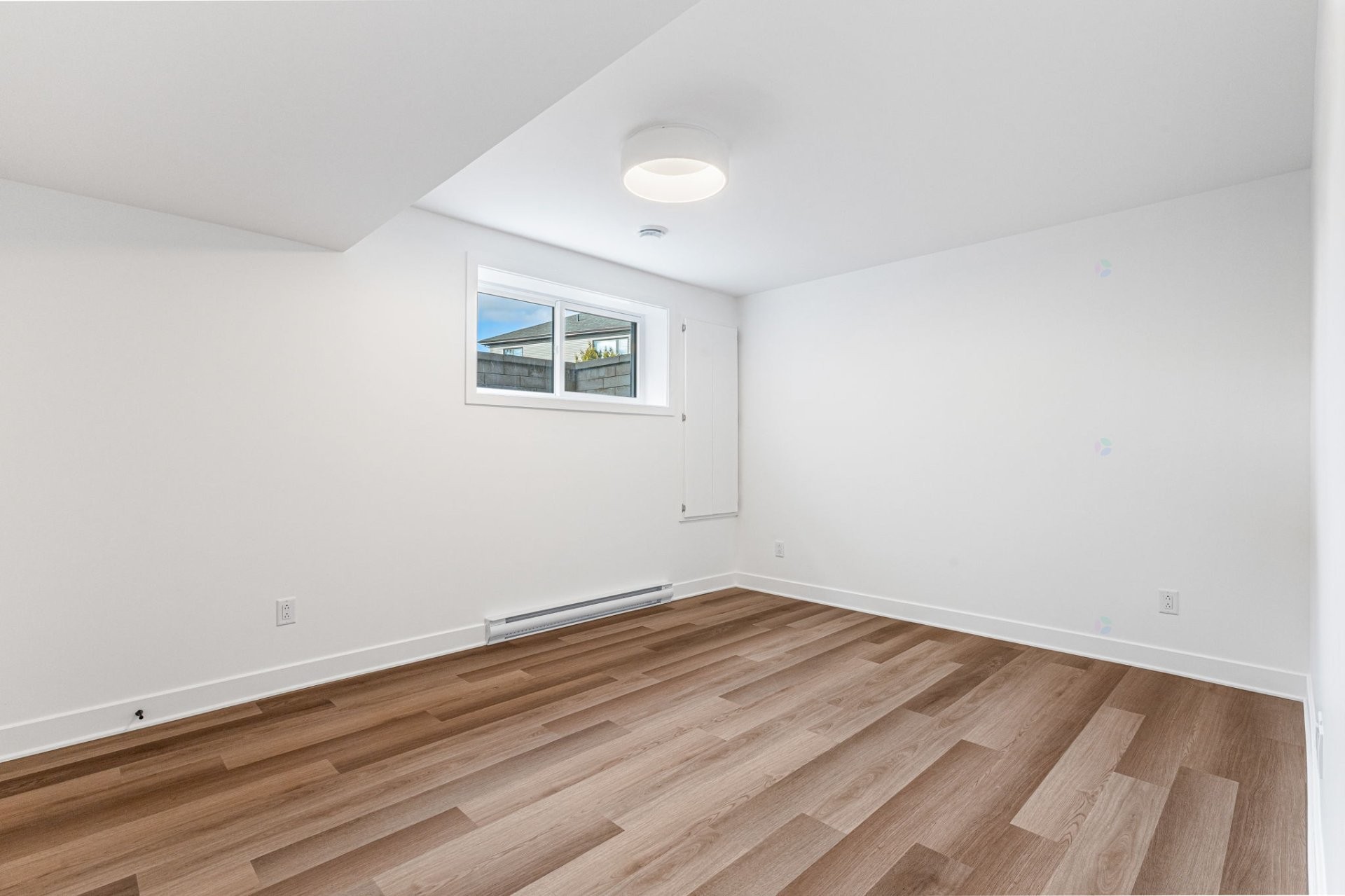 









751


Rue Louis-Quilico

,
Boucherville,




QC
J4B0L8

