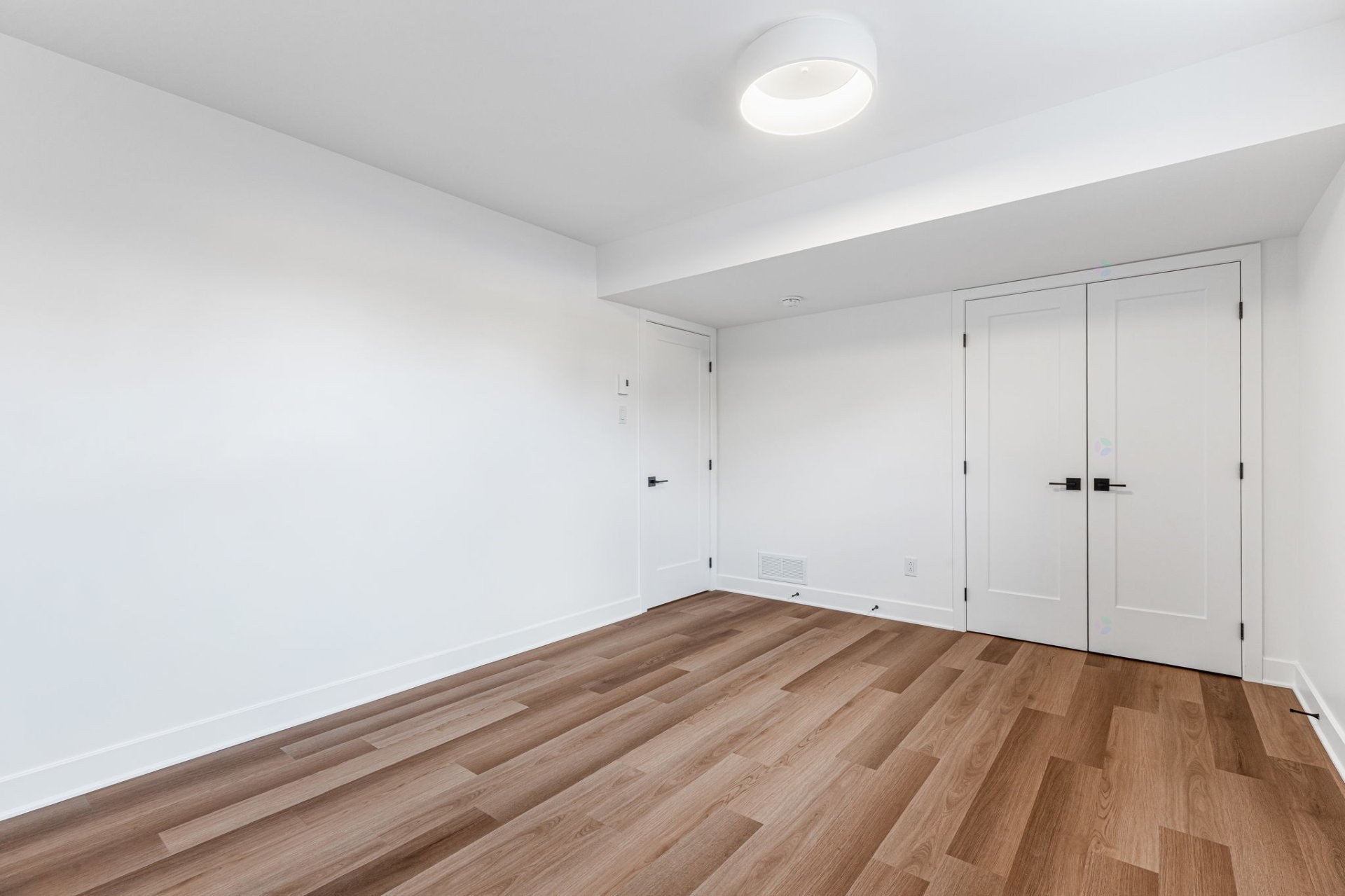 









751


Rue Louis-Quilico

,
Boucherville,




QC
J4B0L8

