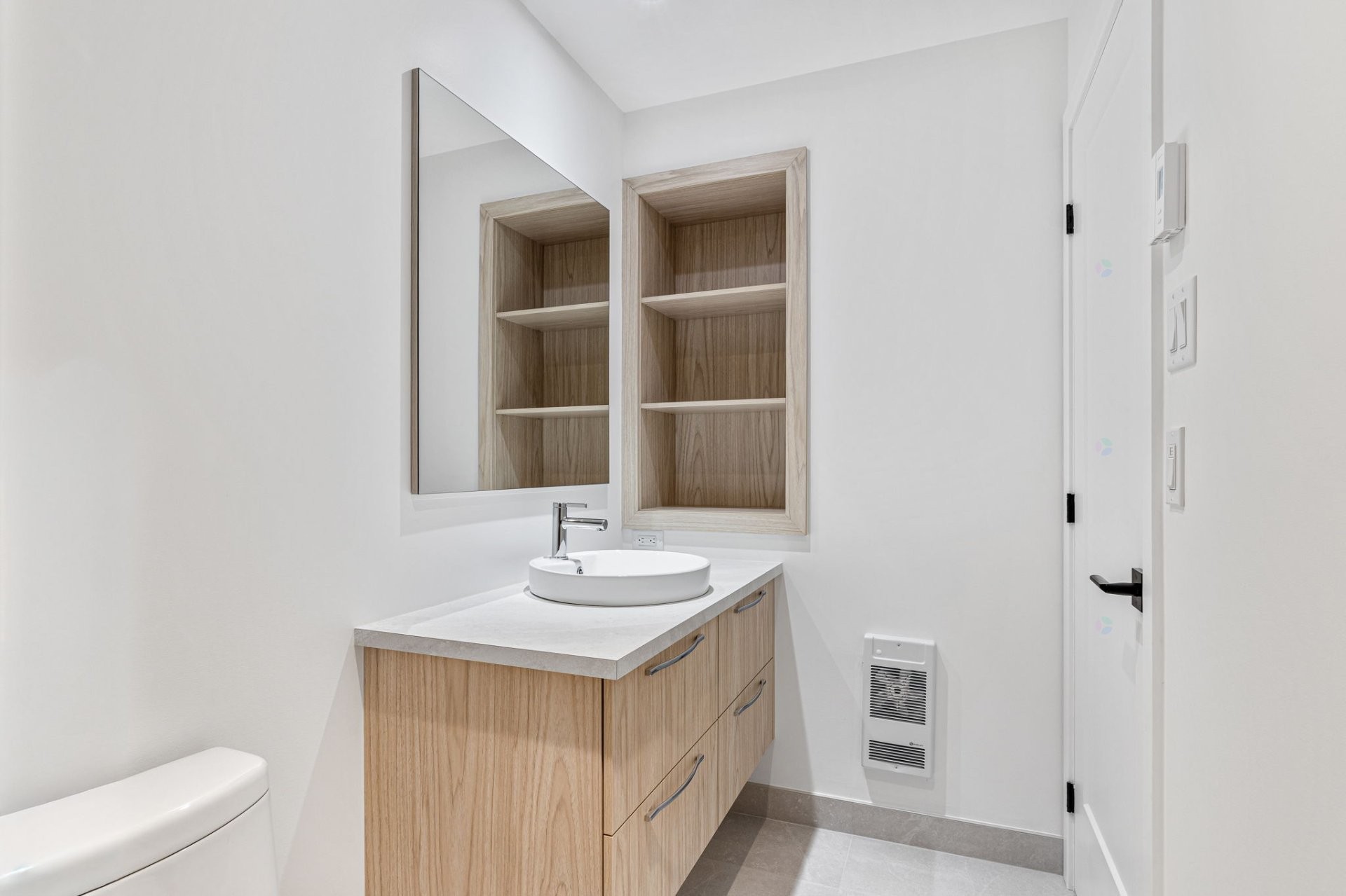 









751


Rue Louis-Quilico

,
Boucherville,




QC
J4B0L8

