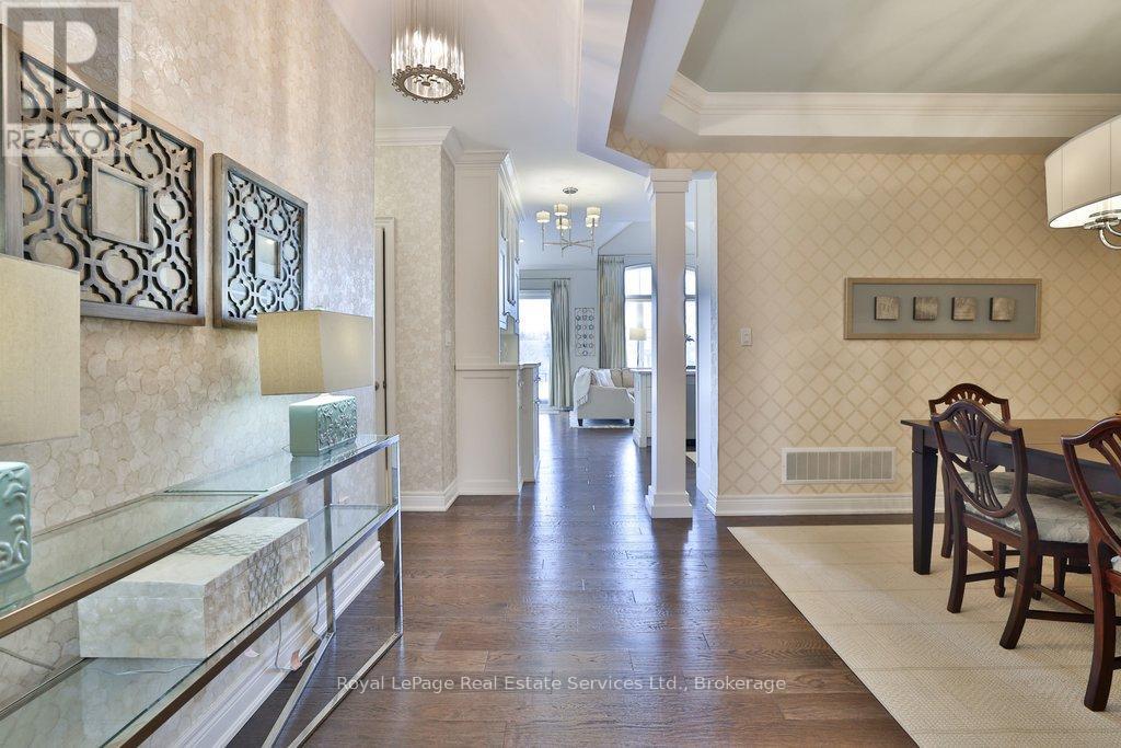 












12 - 3353 LIPTAY AVENUE

,
Oakville (BC Bronte Creek),




Ontario
L6M0M6

