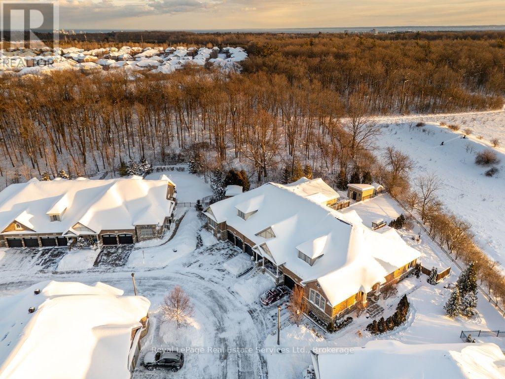 












12 - 3353 LIPTAY AVENUE

,
Oakville (BC Bronte Creek),




Ontario
L6M0M6

