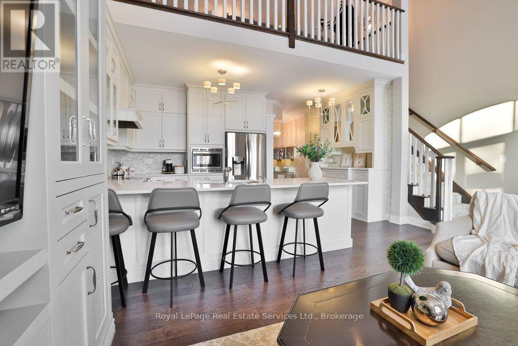 












12 - 3353 LIPTAY AVENUE

,
Oakville (BC Bronte Creek),




Ontario
L6M0M6

