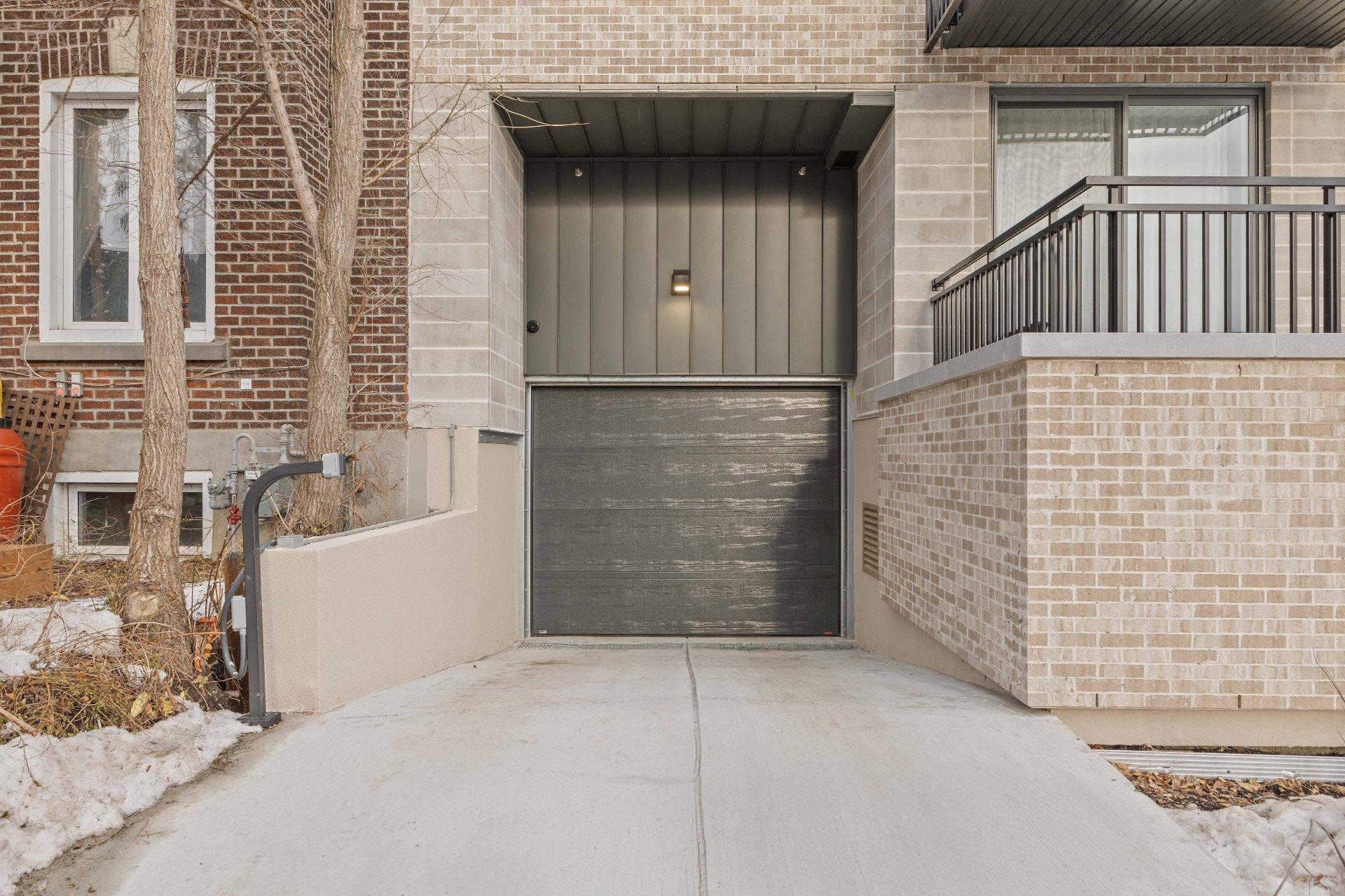 









6037


Boul. De Maisonneuve O.

, 308,
Montréal (Côte-des-Neiges/Notre-Dame-de-Grâce),




QC
H4A0B5

