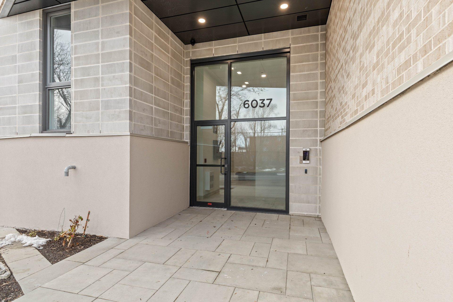 









6037


Boul. De Maisonneuve O.

, 308,
Montréal (Côte-des-Neiges/Notre-Dame-de-Grâce),




QC
H4A0B5

