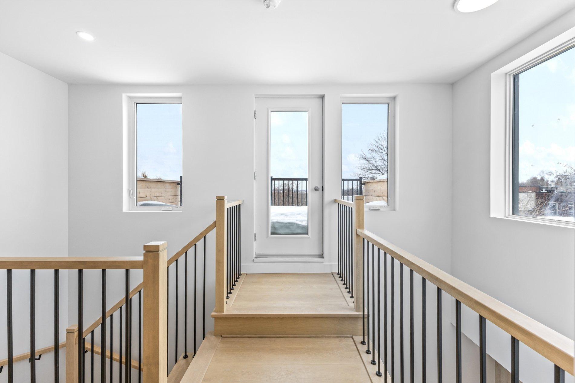 









6037


Boul. De Maisonneuve O.

, 308,
Montréal (Côte-des-Neiges/Notre-Dame-de-Grâce),




QC
H4A0B5

