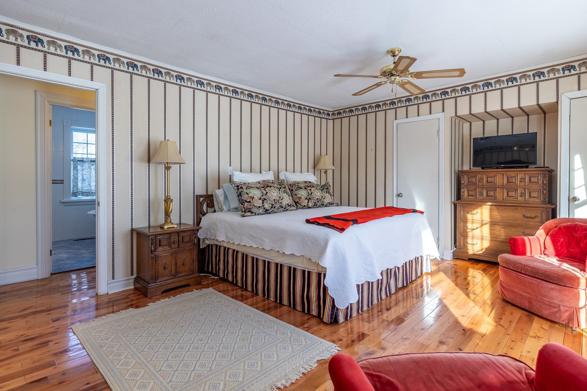 









65


Ch. Papineau

,
Lac-Brome,




QC
J0E1S0

