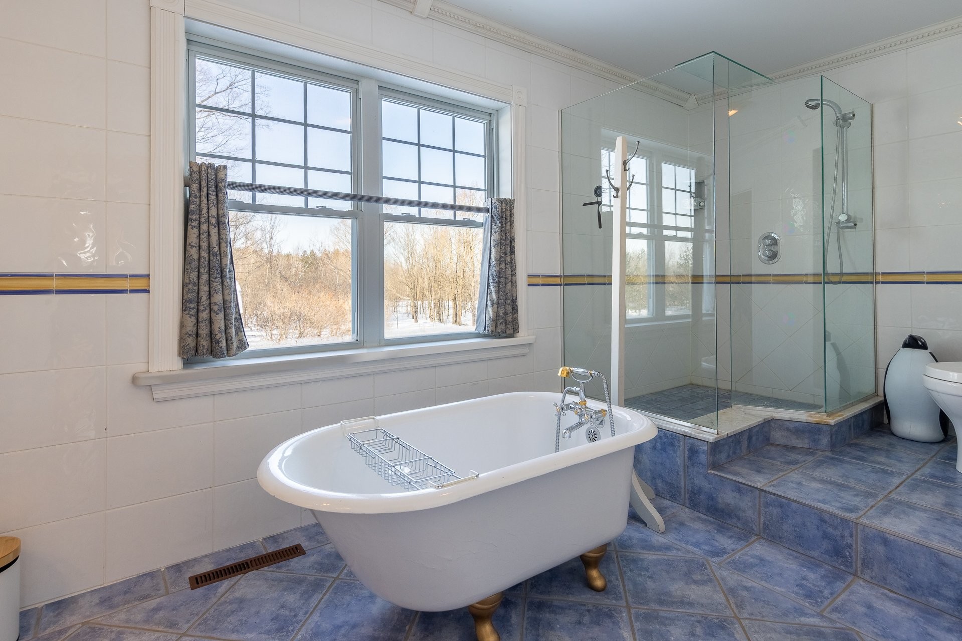 









65


Ch. Papineau

,
Lac-Brome,




QC
J0E1S0

