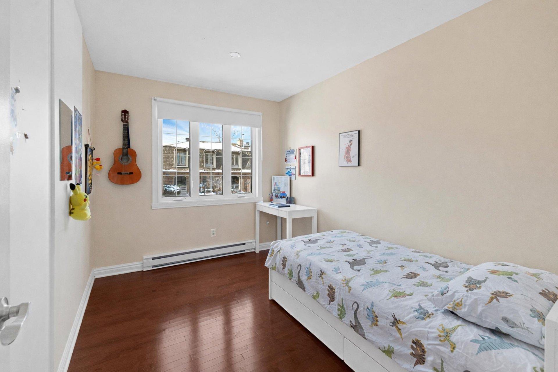 









3075


Rue Michaud

,
Brossard,




QC
J4Y1X4

