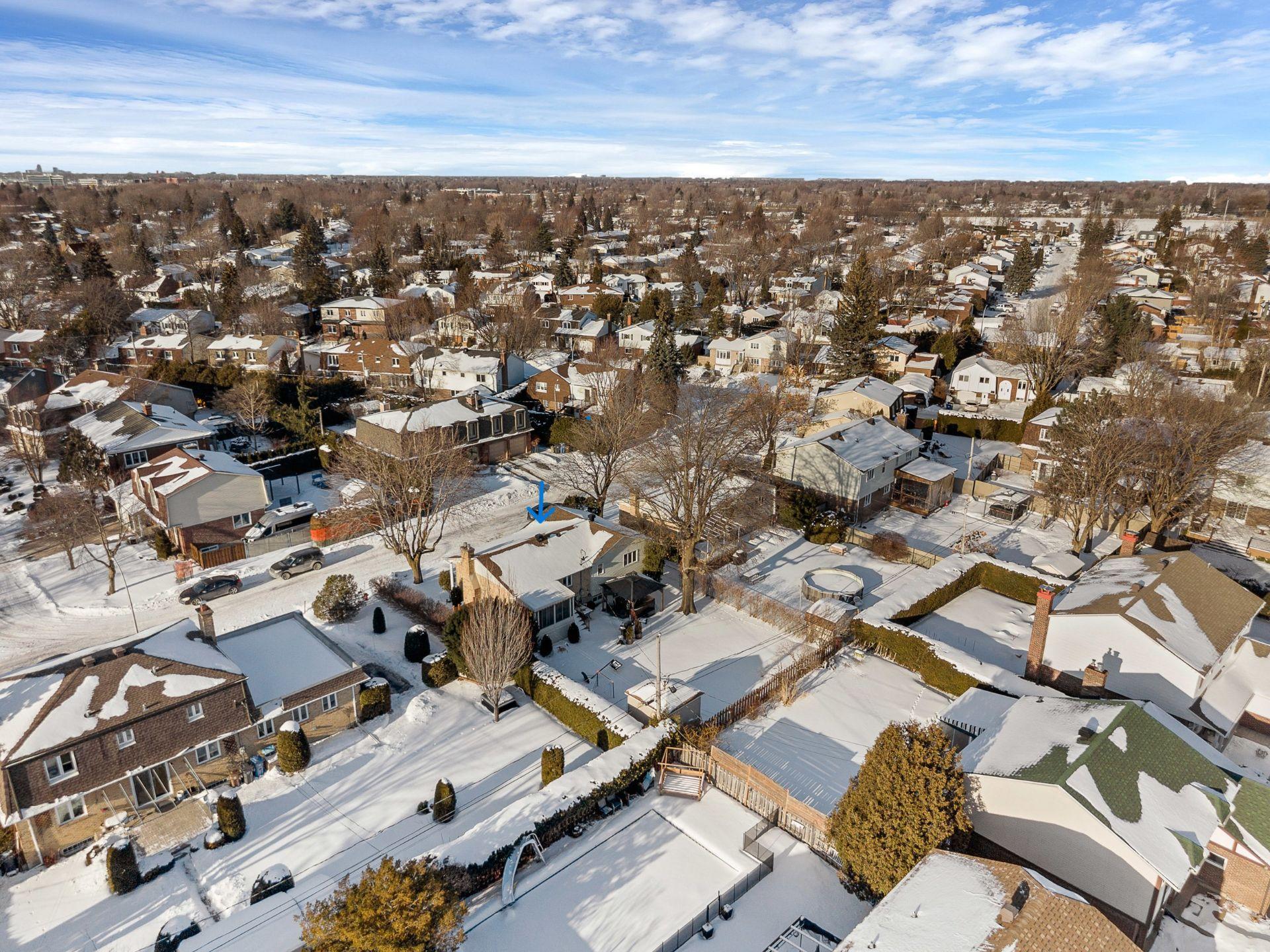 









3075


Rue Michaud

,
Brossard,




QC
J4Y1X4

