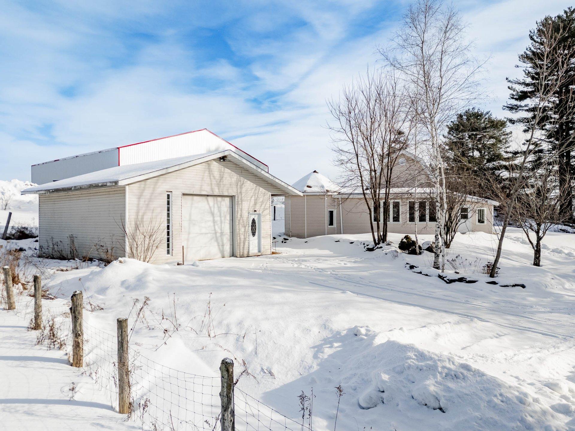 









431


5e Rang

,
Sherbrooke (Brompton/Rock Forest/Saint-Élie/Deauville),




QC
J1C0H6

