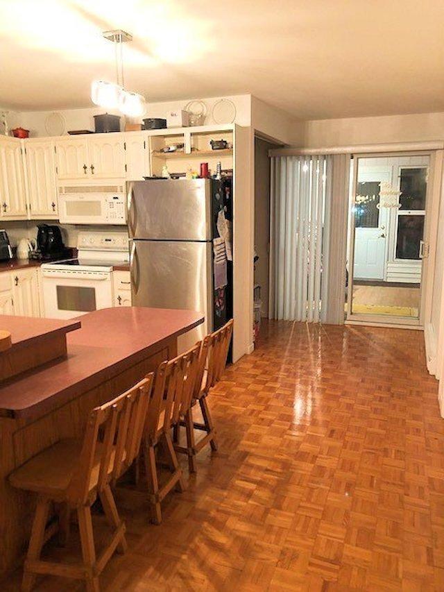 









790


Rue Napoléon

,
Massueville,




QC
J0G1K0

