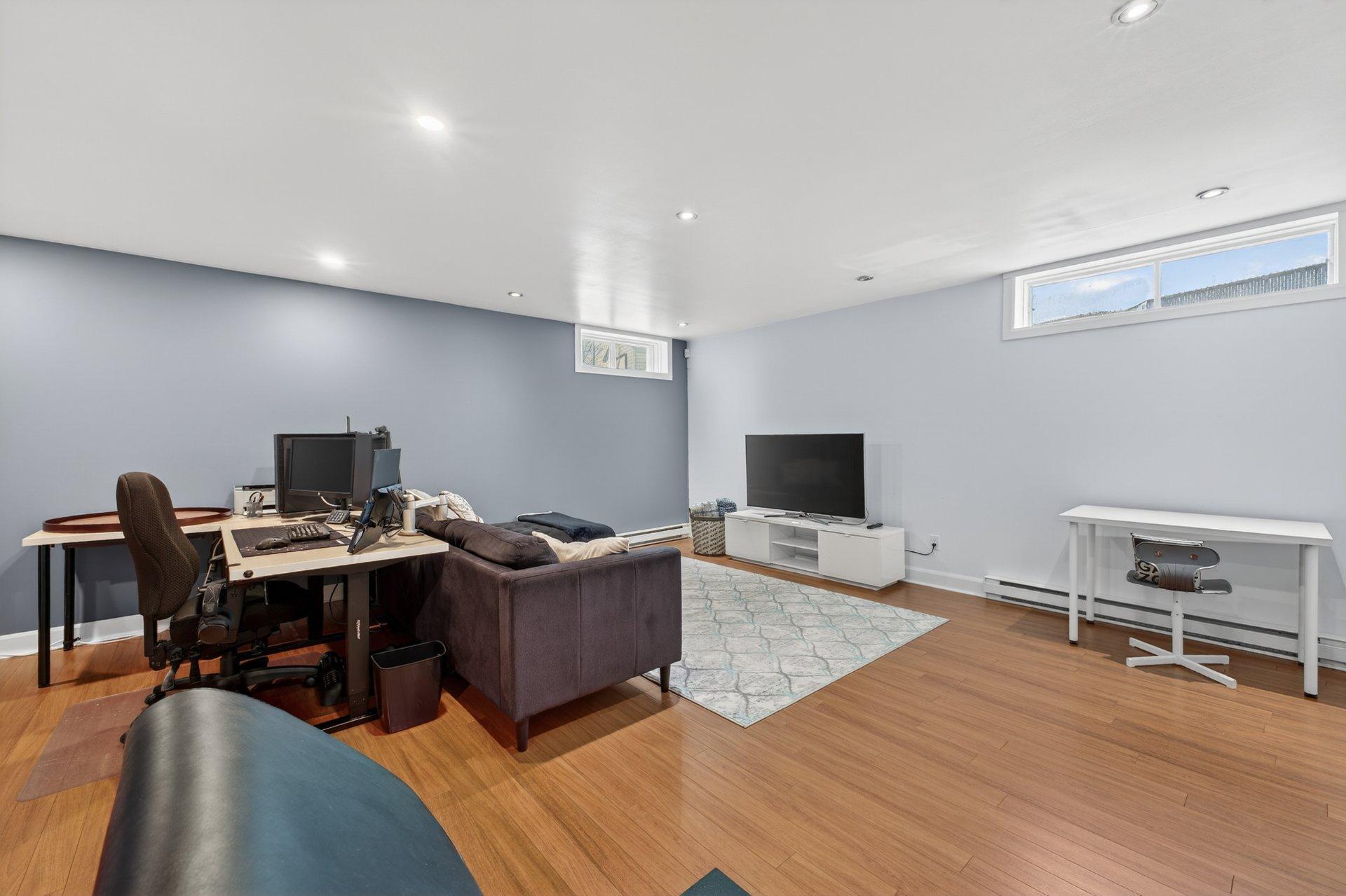 









50


Rue de la Seine

,
Candiac,




QC
J5R6Y2

