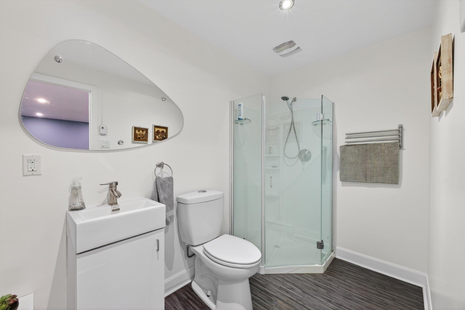 









50


Rue de la Seine

,
Candiac,




QC
J5R6Y2

